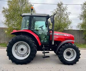 Tractor Massey Ferguson 5455 - Product Image 5