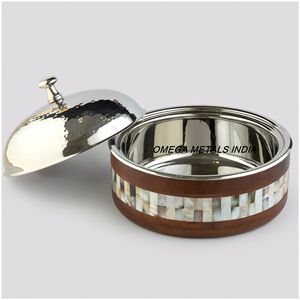 Bol de service en bois Casserole en métal Style arabe Plat de service pour la cuisine du Moyen-Orient Pot en métal et bois de haute qualité - Product Image 4