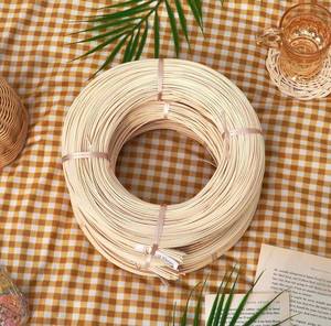 Rollo de Mimbre de Ratán Natural Blanco Ecológico a Precio Mayorista, Núcleo de Bambú Crudo de 50 kg para Agricultura - Product Image 1