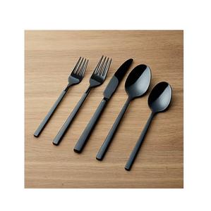 Juego de cubiertos de acero inoxidable para restaurante, Set de cubertería de pulido mate personalizado, color negro y plateado, 5 unidades - Product Image 1