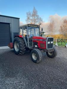 Massey Ferguson MF 385 2WD & MF 390 4X4 Tractores agrícolas usados en buenas condiciones 80HP para motor Gear Core Wheel Tractor Venta - Product Image 2