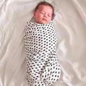 Baberos Unisex Oaptimo 100% Algodón Muselina, Antibacterianos, con Cierre de Botón, 4 Capas, Tela Suave y Absorbente de Nailon/Algodón - Product Image 3