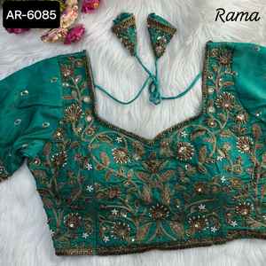 Saree en soie de couleur violette avec broderie multi-marches et codage et paillettes SareeBlouse de travail avec chemisier de travail à miroir véritable - Product Image 6