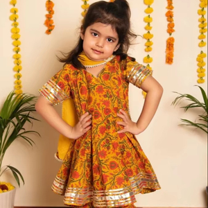 Bachpan darpan ชุด sharara ชุดผ้าคอตตอนมัสตาร์ดพิมพ์ลายสำหรับเด็กผู้หญิงชุดเทศกาลและปาร์ตี้ kurta และ sharara - Product Image 1