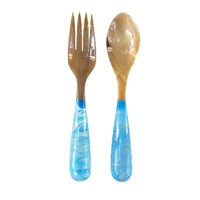 Sendok Salad Tanduk Kerbau Ramah Lingkungan Buatan Tangan dengan Gagang Resin Set 2 Pcs, Aman untuk Mesin Cuci Piring, Peralatan Dapur, Alat Penyajian Salad