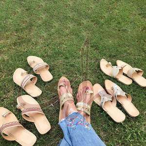 Nouvelle conception antidérapante, chaussures de haute qualité pour femmes, semelle en cuir Kolhapuri, personnalisable, vente en gros - Product Image 4