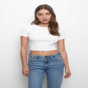 เสื้อยืดเอวลอยสำหรับผู้หญิง - Product Image 6