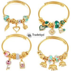 Brazaletes de moda de resina de lujo Tradebyd Joyas únicas para uso diario y boutiques - Product Image 2
