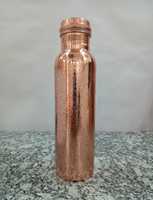 Bouteille isotherme artisanale en cuivre ayurvédique 950 ml avec couvercle, pour bureau, à boire directement, toutes occasions Z M CREATIONS CP-101