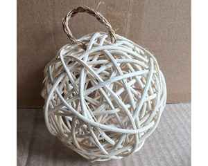 Boule de rotin tissée à la main pour l'arrangement de décoration Utilisez une boule de rotin fabriquée pour l'exportation de vitrine de magasin ou de festival en vrac - Product Image 3