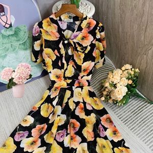 Robe Maxi tendance avec col carré et rembourrage de soutien sur la poitrine-Idéal pour une élégance sans effort en toute occasion - Product Image 4