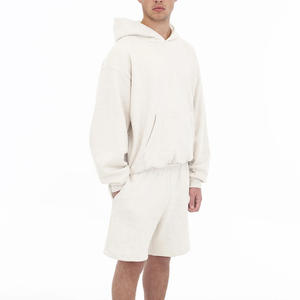 Conjunto cómodo de Sudadera con capucha y pantalones cortos para hombre con impresión de logotipo personalizado Traje de dos piezas de moda para gimnasio de entrenamiento - Product Image 2