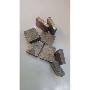 Segments de lame de scie diamantée de 700 mm pour le granit - Product Image 2