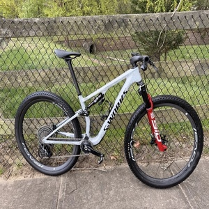 ขายดีมาก จักรยาน S-Works Epic 8 SRAM XX SL AXS RockShox Ultimate Flight Attendant-S - Product Image 1