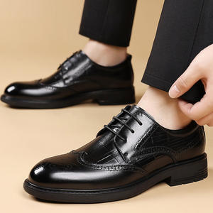 Zapatos de negocios de cuero para hombre, calzado formal clásico de estilo sencillo que combina con todo, cómodo para reuniones de oficina, zapatos de vestir - Product Image 3
