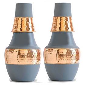 Botella de dormitorio de cobre puro de alta calidad con vidrio incorporado Embalaje Premium Vasos de plástico hechos en la India - Product Image 3