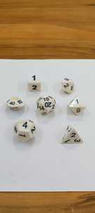 UNIQUE Pip Design Grand jeu de dés en os médiéval écologique (qté 5)-Mat Cauthon's Square Dice Gaming SCA Creative Anachronism - Product Image 5