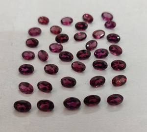 พลอยโกเมนโรโดไลต์สีชมพูธรรมชาติทรงรีขนาด4x6มม. พลอยโกเมนแบบหลวมสีชมพู - Product Image 2