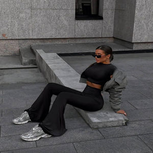 Vente en gros de vêtements de sport grande taille pour femmes, de haute qualité, sexy, respirants, taille haute, effet push-up, pour la gym, le fitness et le yoga, avec soutien-gorge de sport - Product Image 1