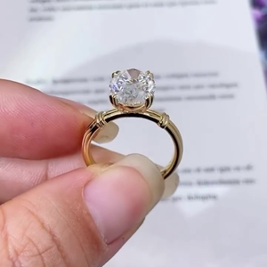 Anillo Solitario de Oro Vintage con Certificado IGI, con Diamante de Laboratorio de 3.00ct, Banda Ovalada Acanalada, Elegantes Anillos de Diamantes - Product Image 2