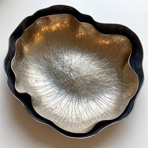 GraceGold Premium Bowl Regal Imperial Goldleaf Grabado Cuenco artesanal para comedor lujoso y presentación culinaria opulenta - Product Image 2