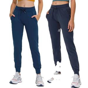 High Quality Men's Loose Fit Joggers Custom Made Cargo Pants Sweatpants Baggy Trouser in Lightweight Thickness - Product Image 1