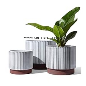 Macetas y macetas de flores de latón y Metal pulido dorado de alta calidad, decoración de hogar y jardín, macetas de flores de lujo al precio más bajo - Product Image 4