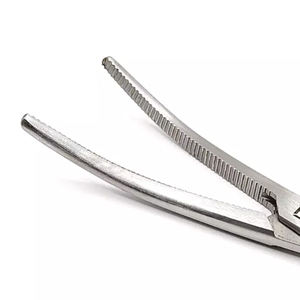 Fórceps quirúrgicos curvos profesionales de acero inoxidable de diseño OEM Fórceps manuales de Urología de alta calidad 2025 - Product Image 2
