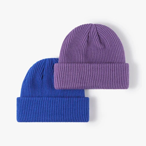 Gorro de Punto Unisex de Invierno con Impresión Digital, Bordado 3D y Logotipo Personalizado - Transpirable 100% Acrílico para Hombre y Mujer - Product Image 6