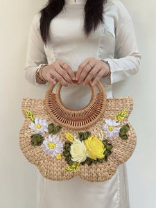 Bolso de Hombro de Jacinto de Agua Hecho a Mano de Primera Calidad, Dos Flores, Cómodo, Duradero, Elegante y Lujoso, Diseño de Flor de Albaricoque Vintage - Product Image 3