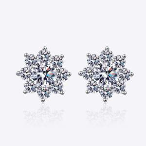 Boucles d'oreilles fleur en argent sterling 925 Moissanite - Product Image 5