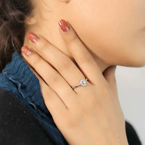 Bague Zarkan romantique incrustée de zircon, design géométrique mignon, taille unique, pour fiançailles, en acier inoxydable plaqué cuivre, artisanat. - Product Image 3