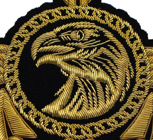 Logo personnalisé en gros 3D patchs tactiques brodés à la main écusson patchs paillettes coudre aimant tissu laiton uniformes - Product Image 4