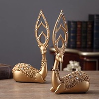 Figurine de renne en or de luxe Décor d'hiver élégant Idéal pour la pièce maîtresse de table Style à la maison et affichage festif de vacances