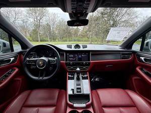 IMPRESIONANTE Po-rsc-he Ma-can GTS 2023 con Paquete Premium Plus, Transmisión Automática y Techo Panorámico Completo - Product Image 3