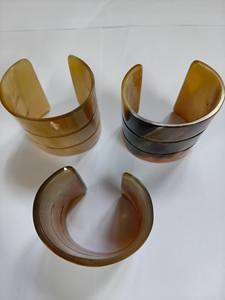 Bracelet en corne de buffle de la meilleure qualité, fait à la main, poli, design écologique, nouvelle arrivée, vente chaude, bijoux de couleur naturelle, naturel - Product Image 3