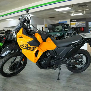 Miglior Affare 2026 Kawasaki Moto Dual Sport <span class=keywords><strong>KLR</strong></span> 650 S per Strada e Fuoristrada, Motore Monocilindrico DOHC, Certificata EPA ed ECE - Product Image 1