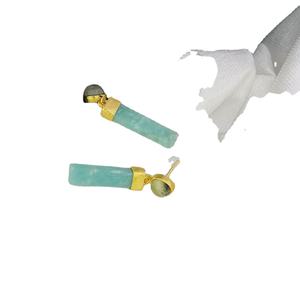 Elegantes pendientes de piedras preciosas de gota chapados en oro para mujer Pendientes de gota elegantes de moda de diseñador único - Product Image 3