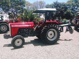 Tracteurs Massey Ferguson MF 275 2WD/4WD multifonctionnels d'occasion à vendre - Product Image 3