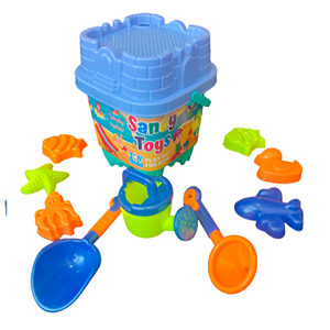 Ensemble de jouets de plage en plastique pour enfants avec seau, pelle et moules d'animaux marins dans un sac en filet - Product Image 1