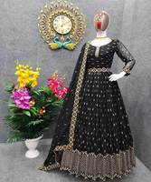 Nouveau Salwar Suit en viscose attrayant pour femmes, style indien moderne, pour les occasions spéciales