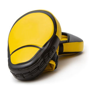 Coussinets de frappe de boxe légers et durables en cuir PU rouge et noir avec couleurs personnalisées pour l'entraînement de boxe - Product Image 1