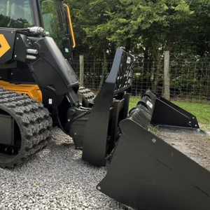 Chargeuse compacte JCB 3TS-8T avec livraison rapide et composants essentiels du moteur et de la boîte de vitesses du tracteur - Product Image 2