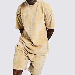 Ensemble de survêtements en velours rose personnalisé à faible MOQ, ensemble court respirant en velours pour l'extérieur - Product Image 2