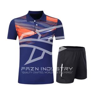 Ensemble d'uniformes de tennis pour hommes Vêtements de sport OEM Vente en gros Logo personnalisé Polyester Séchage rapide Respirant - Product Image 6