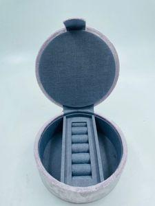 YASHVI EXPORTS Organizador de Joyas de Terciopelo de Lujo, Bordado a Mano con Cuentas, Color y Tamaño Personalizables, Caja de Almacenamiento - Product Image 3