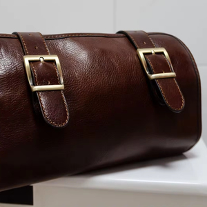 Kits dobles Bolsa de afeitar impermeable Nueva moda Logotipo personalizado Mango de cuero Cierre de cremallera de buena calidad - Product Image 1