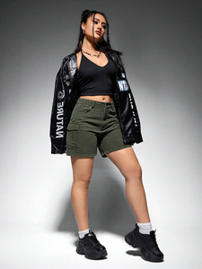 Shorts de mezclilla holgados para hombre, color verde oscuro, estilo cargo, con bolsillos laterales, corte regular, cierre de botones y cremallera. - Product Image 5