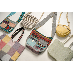 Proveedor indio de Sheeltex (India) Bolsos de mujer de algodón hechos a mano y bolsos de maquillaje con un solo mango a precio al por mayor - Product Image 6