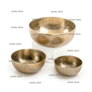 Juego de 3 cuencos para servir comida de diferentes tamaños Cuenco para servir chocolate de aluminio de calidad de lujo para uso en hoteles domésticos - Product Image 1